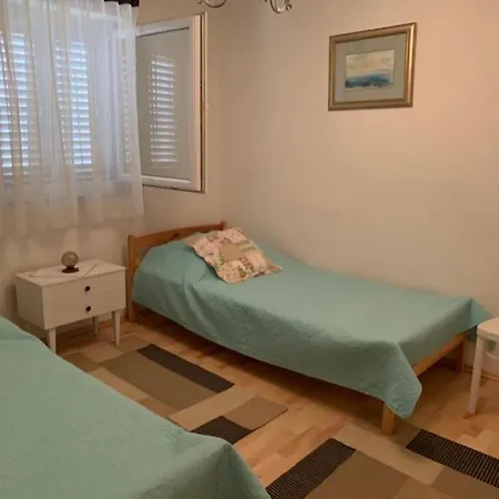Ika Apartment