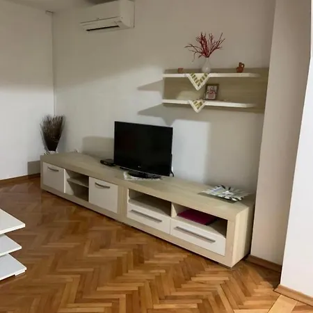 Ika Biograd Na Moru