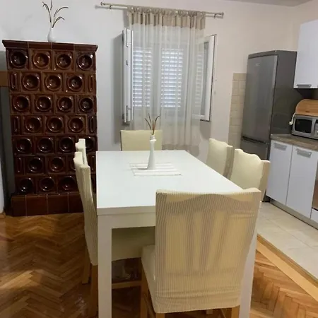 Ika Apartment